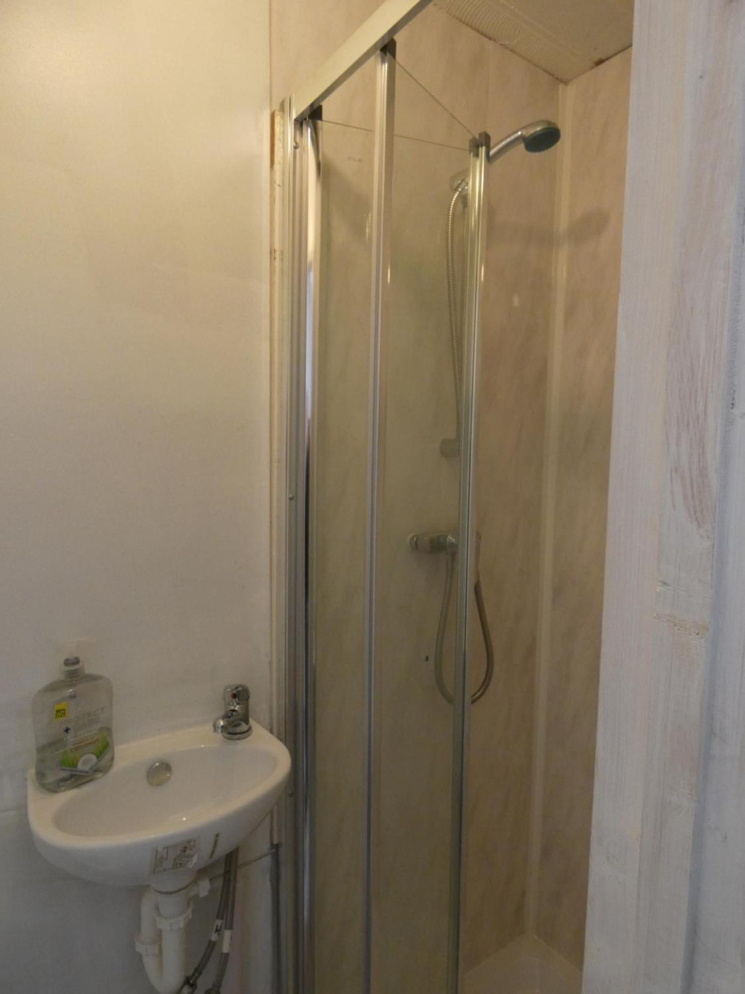 Bridge Street En Suite Rooms Merthyr Tydfil Exterior foto